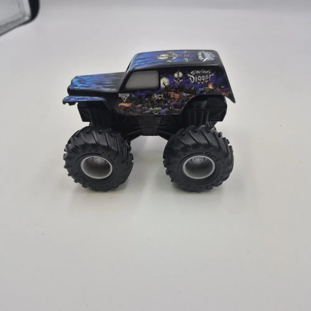 Hot Wheels Monster Jam Rev-N-Go Monster Truck Lot of 5